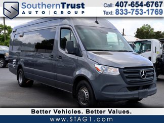 Used 2022 Mercedes-Benz Sprinter 4500 image 1