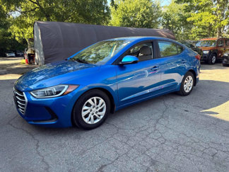 Used 2018 Hyundai Elantra SE image 1