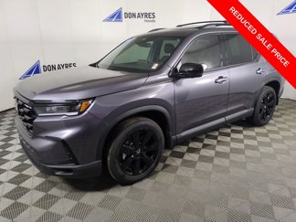 Certified 2025 Honda Pilot Black Edition image 1