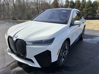 New 2025 BMW iX xDrive50 image 1