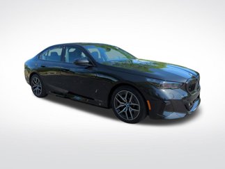 Certified 2025 BMW i5 xDrive40 w/ M Sport Package image 1