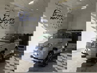 Used 2020 Lincoln Corsair Reserve image 1
