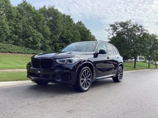Used 2022 BMW X5 M50i w/ Executive Package image 1