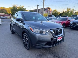 Used 2020 Nissan Kicks SV image 1