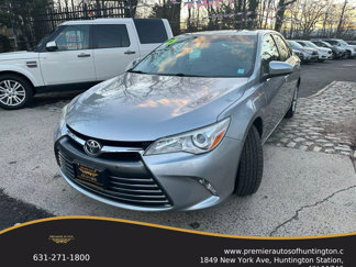 Used 2017 Toyota Camry LE image 1