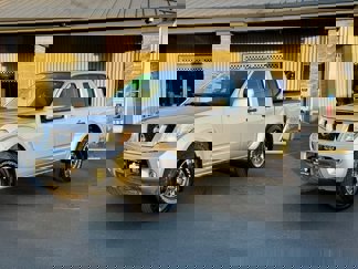 Used 2018 Nissan Frontier PRO-4X image 1