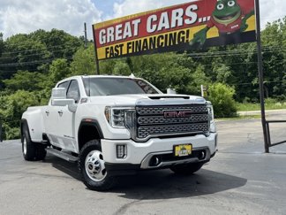 Used 2022 GMC Sierra 3500 Denali w/ Denali Ultimate Package image 1