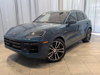 Certified 2024 Porsche Cayenne Turbo image 1