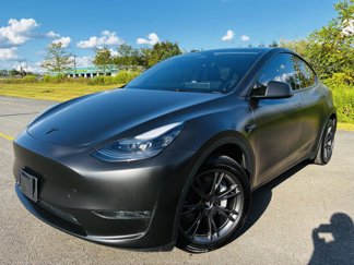 Used 2025 Tesla Model Y Long Range video 1