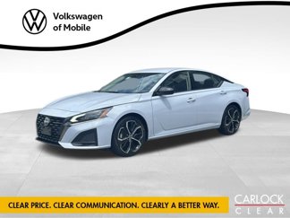 Used 2023 Nissan Altima 2.5 SR image 1