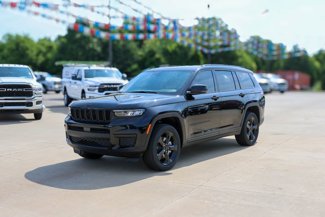 New 2025 Jeep Grand Cherokee L Altitude image 1
