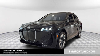 New 2026 BMW iX xDrive60 image 1