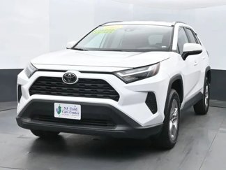 Used 2023 Toyota RAV4 XLE image 1