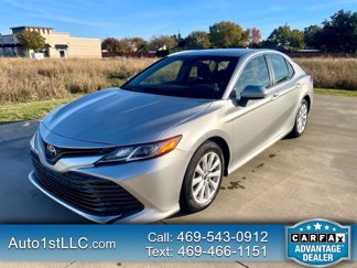 Used 2018 Toyota Camry LE image 1