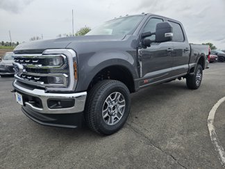 New 2025 Ford F350 4x4 Crew Cab Super Duty image 1