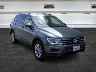 Used 2020 Volkswagen Tiguan S image 1