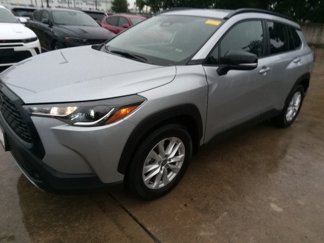 Used 2025 Toyota Corolla Cross LE image 1