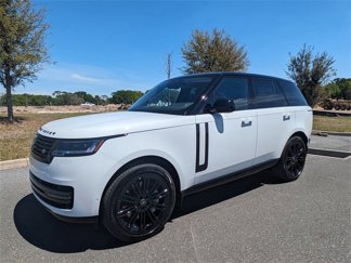 New 2025 Land Rover Range Rover SE image 1