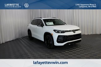 New 2025 Volkswagen Tiguan SE R-Line image 1