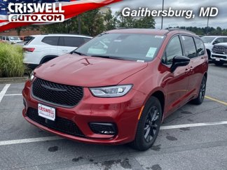 New 2025 Chrysler Pacifica Select w/ Uconnect Theater Family Group image 1