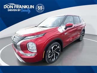 New 2025 Mitsubishi Outlander SE image 1