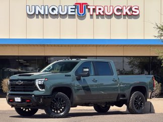 Used 2025 Chevrolet Silverado 2500 LT w/ Trail Boss Package image 1