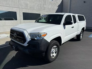 Used 2017 Toyota Tacoma SR image 1