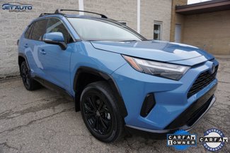 Used 2024 Toyota RAV4 SE image 1