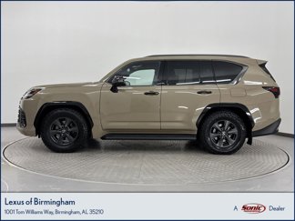 New 2025 Lexus LX 700h Overtrail image 1