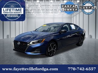 Used 2024 Nissan Altima 2.5 SR image 1
