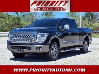 Used 2019 Nissan Titan Platinum Reserve image 1