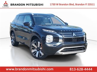 New 2025 Mitsubishi Outlander SEL image 1