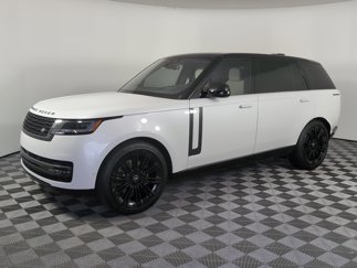 Used 2025 Land Rover Range Rover Long Wheelbase SE image 1