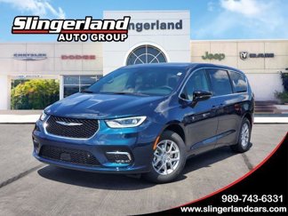 New 2025 Chrysler Pacifica Select image 1
