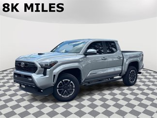 Used 2024 Toyota Tacoma TRD Sport image 1