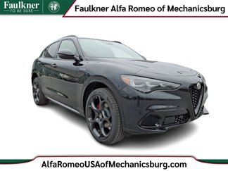 New 2025 Alfa Romeo Stelvio Sprint image 1