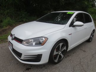 Used 2017 Volkswagen GTI S image 1