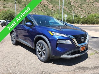 Used 2023 Nissan Rogue SV image 1