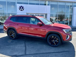 New 2025 Volkswagen Atlas SE image 1
