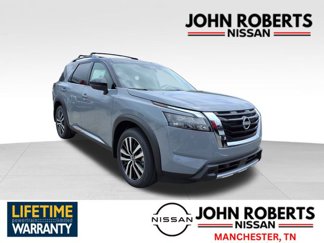 New 2025 Nissan Pathfinder Platinum image 1
