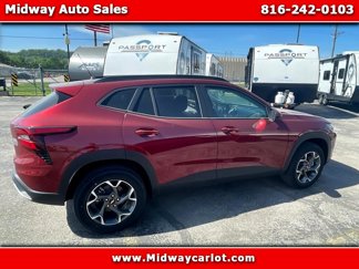 Used 2025 Chevrolet Trax LT w/ Driver Confidence Package image 1