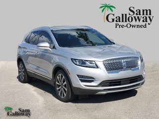 Used 2019 Lincoln MKC Reserve image 1