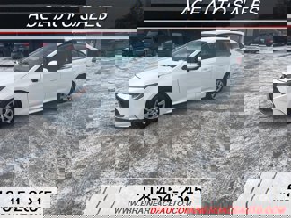 Used 2021 Toyota Corolla LE image 1