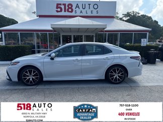 Used 2023 Toyota Camry SE image 1