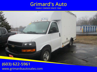 Used 2018 Chevrolet Express 3500 w/ Driver Convenience Package image 1