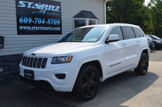 Used 2015 Jeep Grand Cherokee Altitude image 1