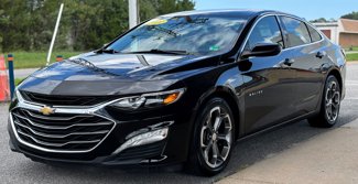 Used 2021 Chevrolet Malibu LT image 1