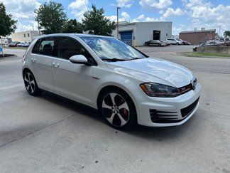 Used 2017 Volkswagen GTI SE image 1