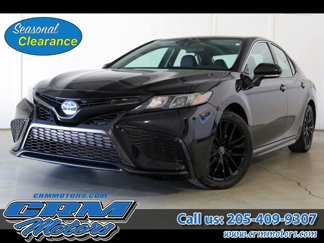Used 2023 Toyota Camry SE image 1
