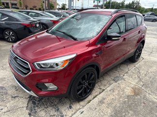 Used 2017 Ford Escape Titanium image 1